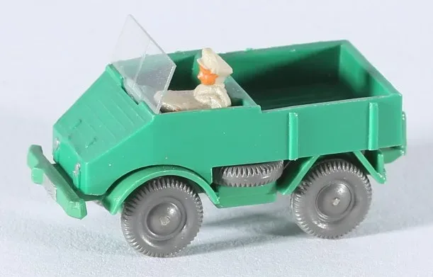 A Unimog narrow enough for the potato rows