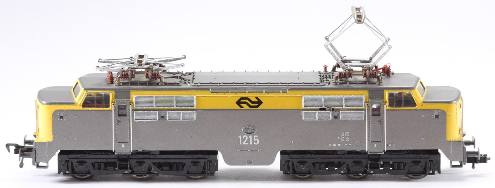 kallistoys-auctions-auktionen-antique-vintage-toys-antik-historisch-spielzeug-fleischmann-germany-train-eisenbahn-h0-electric-loco-ellok-nederlandse-spoorwegen-series-1215-geel-grijs-4372-2c.jpg