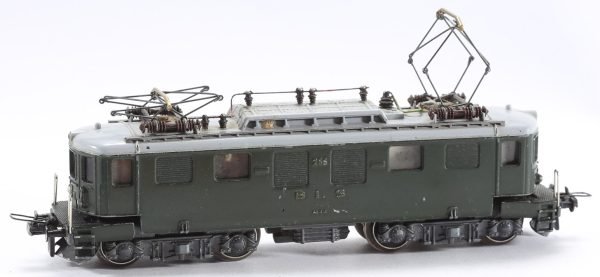 kallistoys-auctions-auktionen-antique-vintage-toys-antik-historisch-spielzeug-trix-express-international-germany-train-eisenbahn-h0-gauge-electric-loco-ellok-bls-switzerland-schweiz-2232-2a.jpg