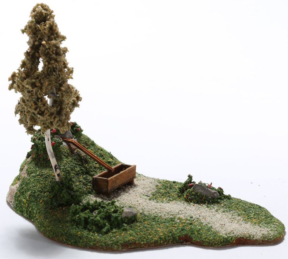 kallistoys auctions auktionen-antique vintage toys-antik historisch spielzeug-preiser-pmp-germany-wood figurine-holzfigur-scenery tree water well-diorama baum brunnen-1013-1c