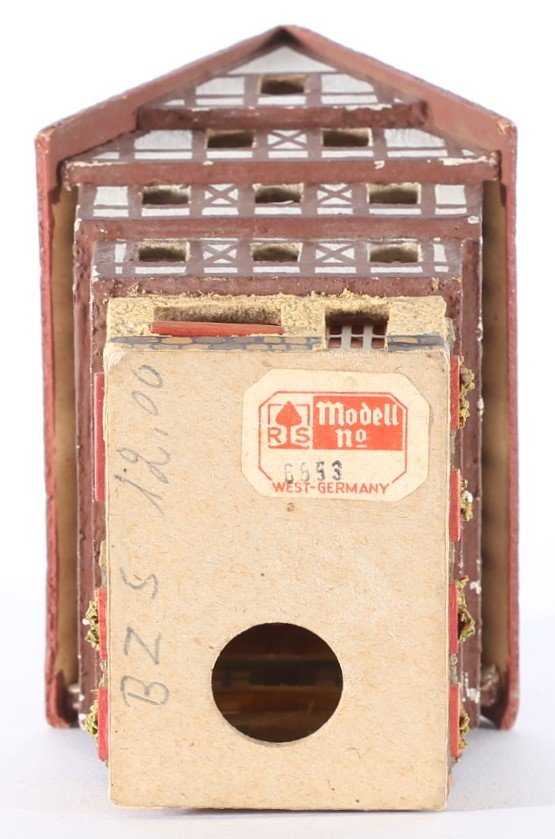 kallistoys auctions auktionen-antique vintage toys-antik historisch spielzeug-rudolf spitaler-germany-wood house-holzhaus-timbered-fachwerk-shop-laden-geschaft-6853-1i