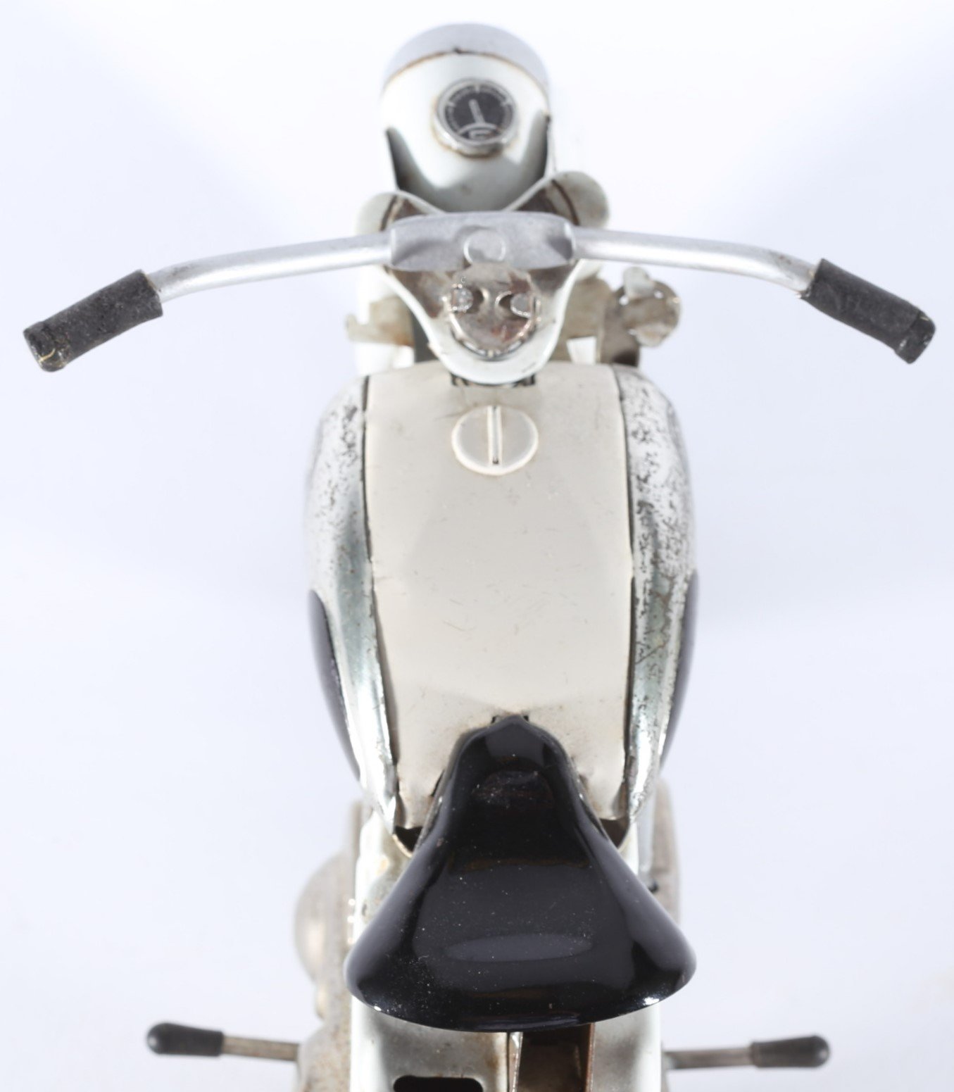 kallistoys auctions auktionen-antique vintage toys-antik historisch spielzeug-bandai-japan-tinplate-blech-motorcycle-motorrad-white-weiss-1h