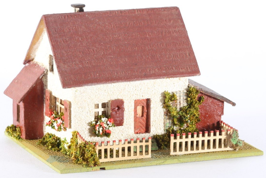 kallistoys auctions auktionen-antique vintage toys-antik historisch spielzeug-faller-germany-wood house-holzhaus-farm-bauernhaus-gezackte briefmarke-rote nummer-272-1a