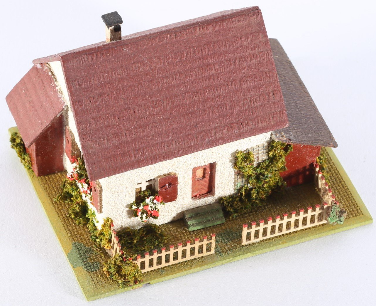 kallistoys auctions auktionen-antique vintage toys-antik historisch spielzeug-faller-germany-wood house-holzhaus-farm-bauernhaus-gezackte briefmarke-rote nummer-272-1b