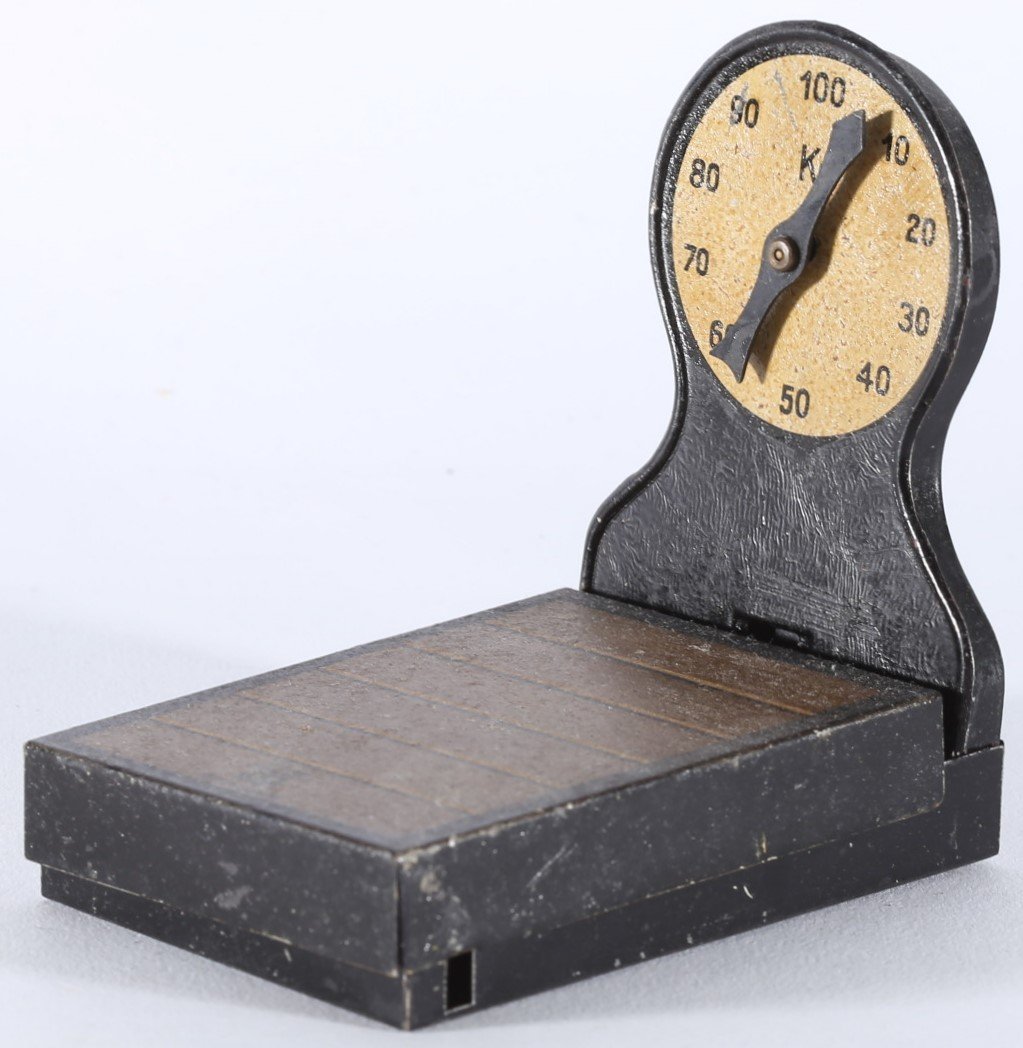 kallistoys auctions auktionen-antique vintage toys-antik historisch spielzeug-bing-germany-tinplate-blech-railway accessory-eisenbahn zubehör-scale-waage-10 6138-1c
