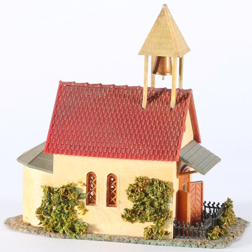 kallistoys auctions auktionen-antique vintage toys-antik historisch spielzeug-faller-germany-plastic house-plastikhaus-chapel-kapelle-ohne briefmarke-298-1e