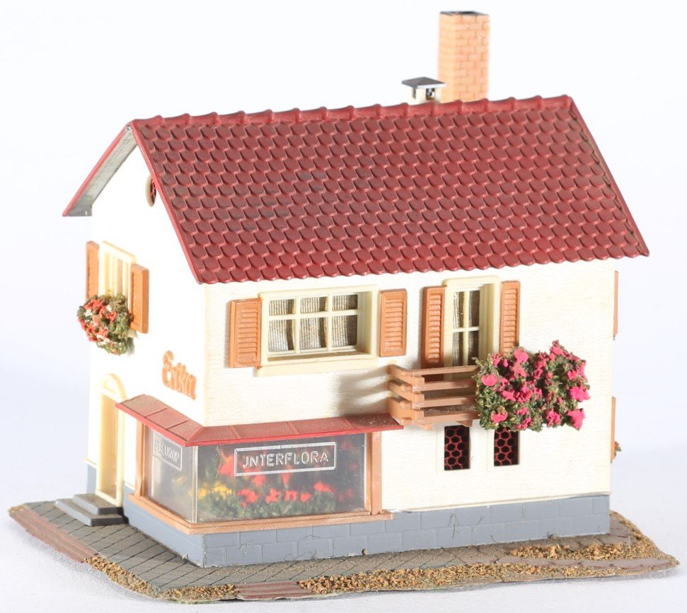 kallistoys auctions auktionen-antique vintage toys-antik historisch spielzeug-faller-germany-plastic house-plastikhaus-flower shop-blumengeschäft-220-2a