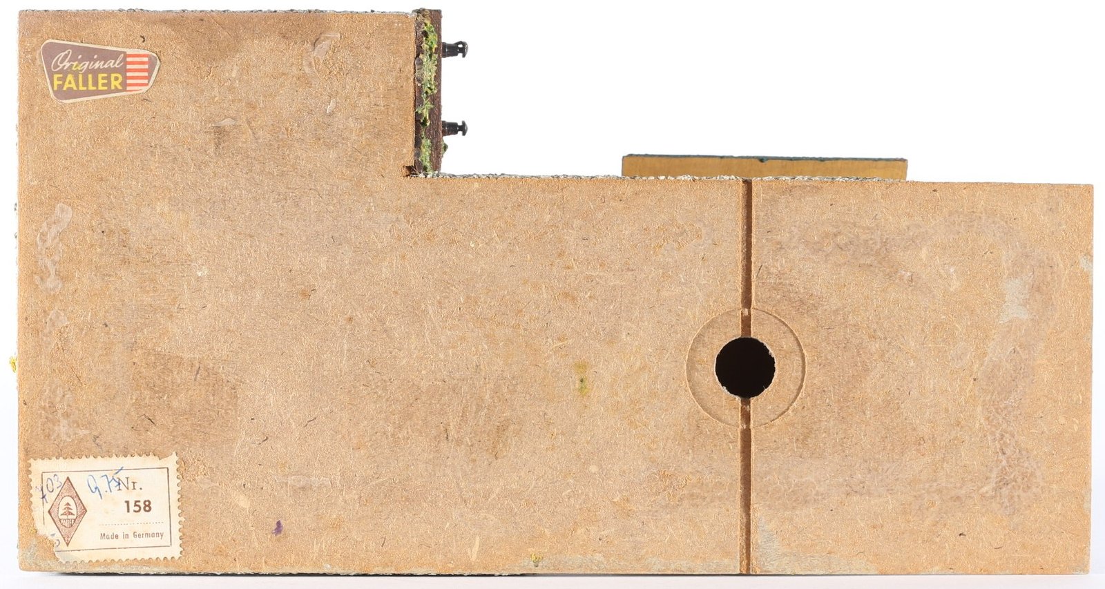 kallistoys auctions auktionen-antique vintage toys-antik historisch spielzeug-faller-germany-wood house-holzhaus-goods freight station-güterbahnhof-gezackte briefmarke-braune nummer-158-1j