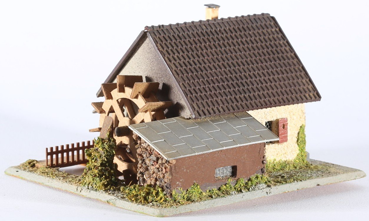 kallistoys auctions auktionen-antique vintage toys-antik historisch spielzeug-faller-germany-wood house-holzhaus-watermill-wassermühle-dach plastik-gezackte briefmarke-braune nr-231-1a