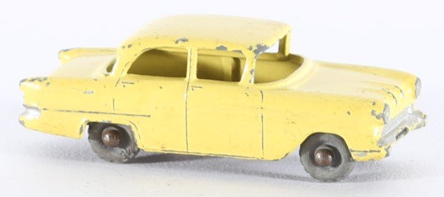 kallistoys auctions auktionen-antique vintage toys-antik historisch spielzeug-matchbox-lesney-england-diecast-car-auto-series 1 to 75-vauxhall victor-yellow-45-2e