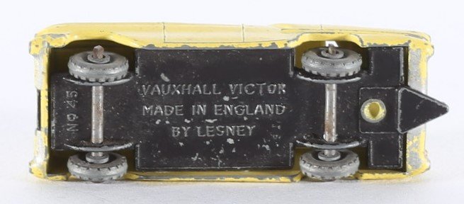 kallistoys auctions auktionen-antique vintage toys-antik historisch spielzeug-matchbox-lesney-england-diecast-car-auto-series 1 to 75-vauxhall victor-yellow-45-2g