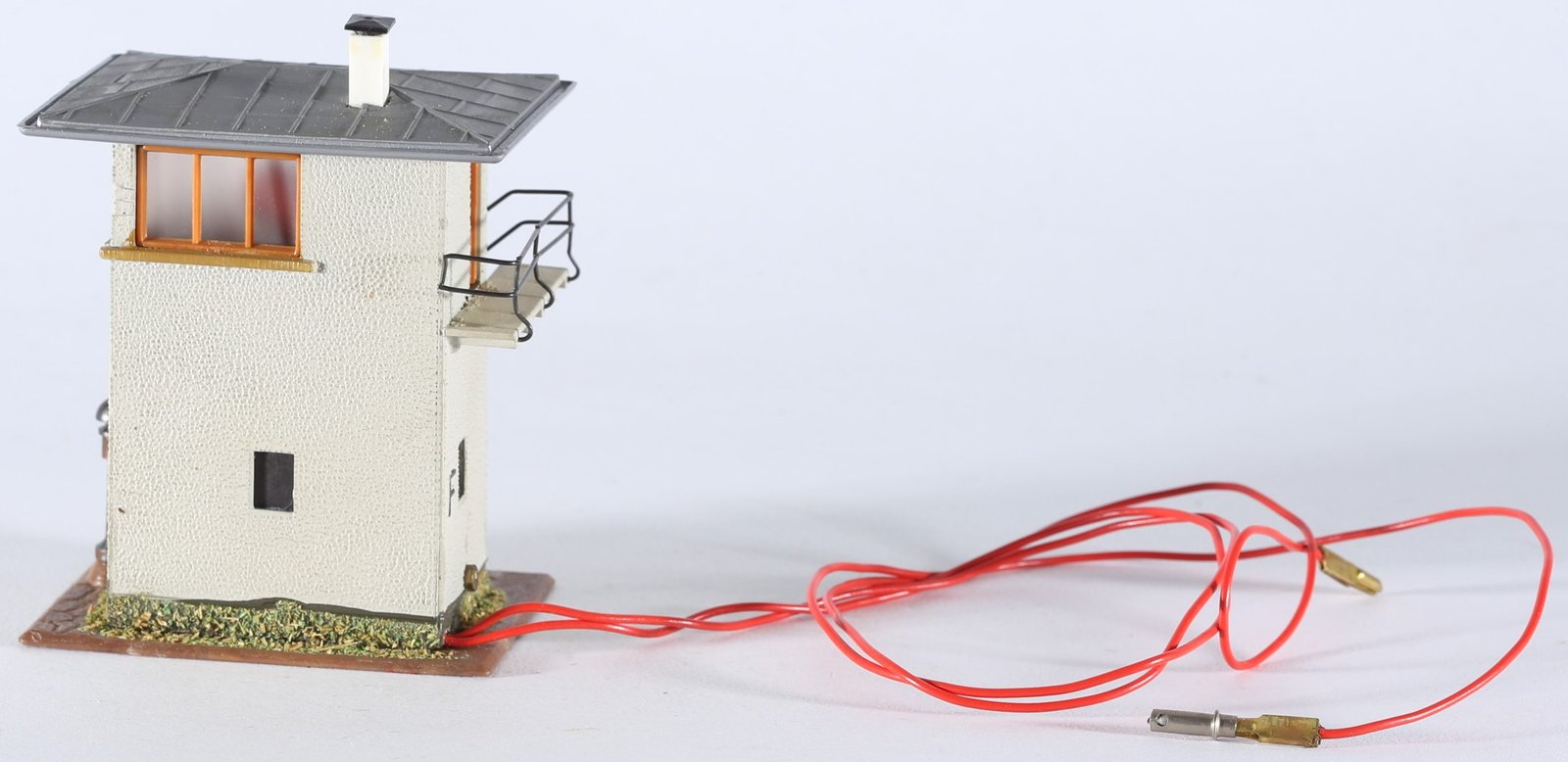 kallistoys auctions auktionen-antique vintage toys-antik historisch spielzeug-faller-germany-wood house-holzhaus-signal box-stellwerk-blockstelle mit läutwerk-ohne briefmarke-621-1e
