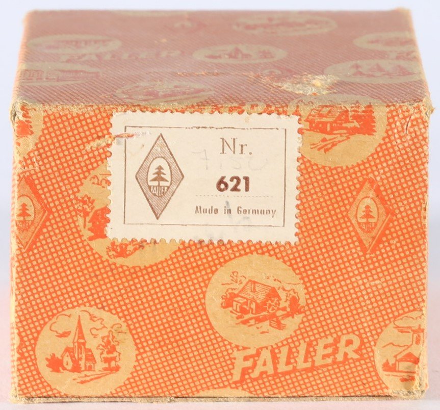 kallistoys auctions auktionen-antique vintage toys-antik historisch spielzeug-faller-germany-wood house-holzhaus-signal box-stellwerk-blockstelle mit läutwerk-ohne briefmarke-621-1k