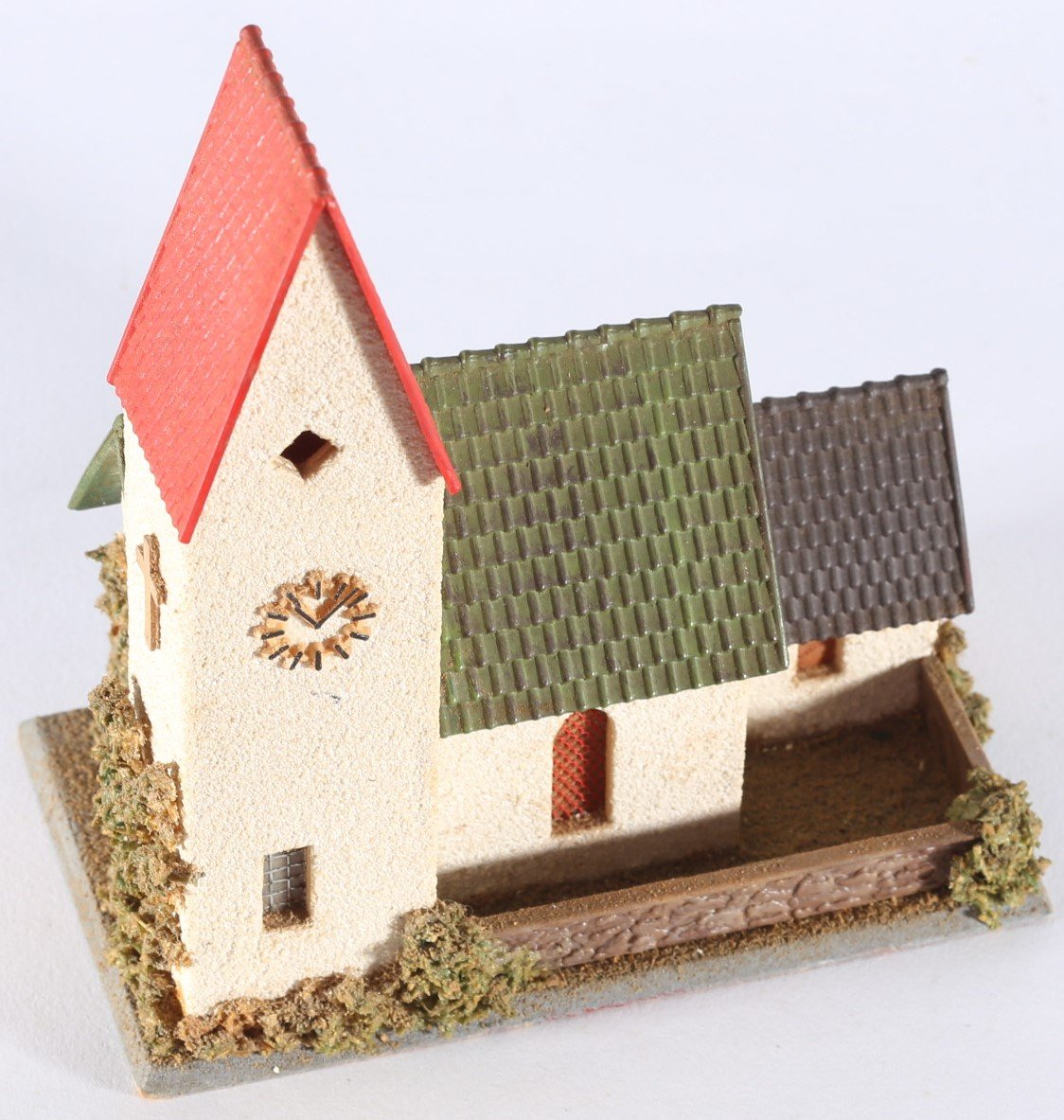 kallistoys auctions auktionen-antique vintage toys-antik historisch spielzeug-faller-germany-wood house-holzhaus-village church-dorfkirche-gezackte briefmarke-braune nummer-236-1b