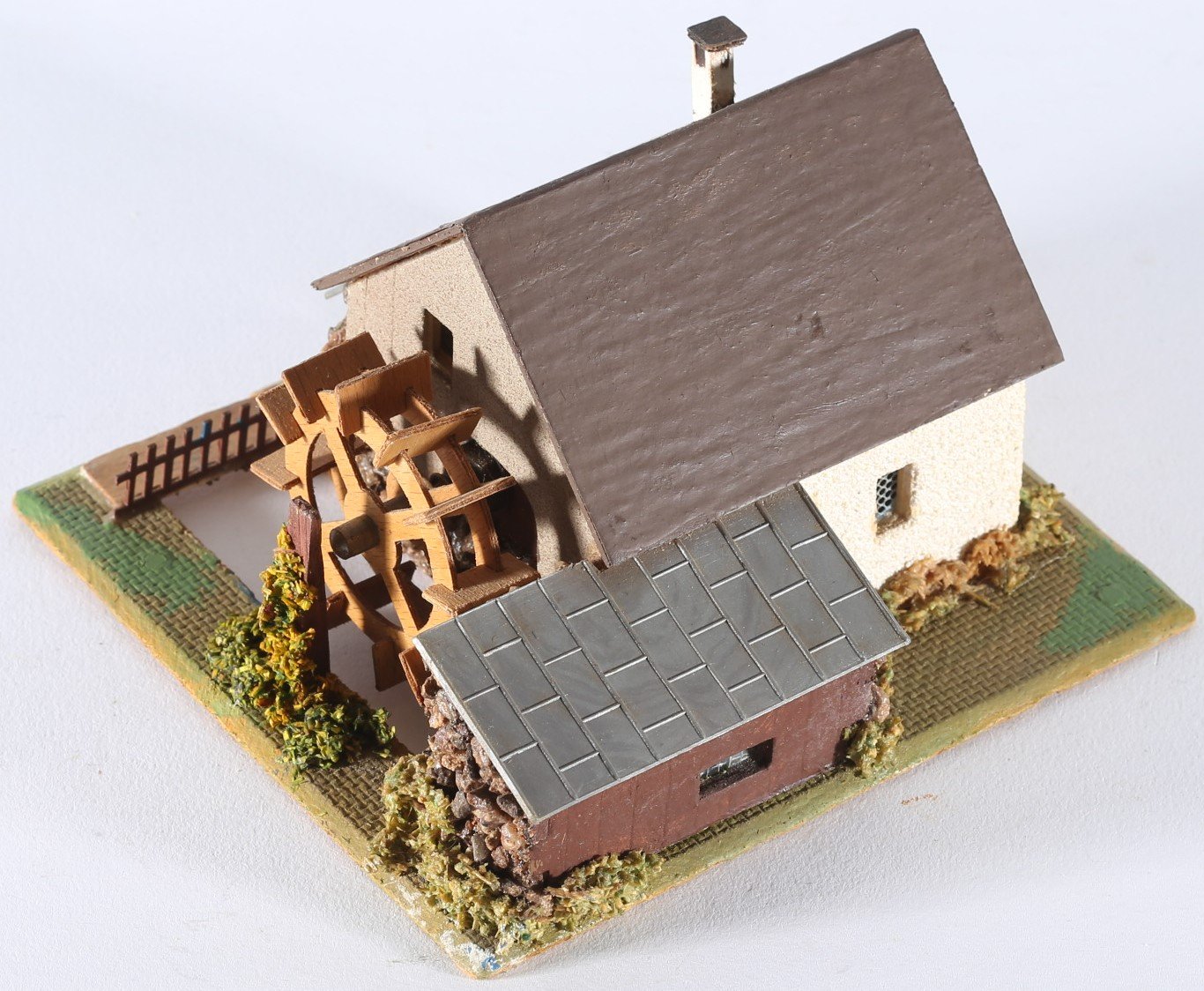 kallistoys auctions auktionen-antique vintage toys-antik historisch spielzeug-faller-germany-wood house-holzhaus-watermill-wassermühle ohne motor-gezackte briefmarke-rote nummer-232-1b