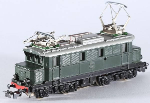 kallistoys auctions auktionen-antique vintage toys-antik historisch spielzeug-märklin-germany-train-eisenbahn-gauge-spur h0-electric loco-ellok br e44 039-3011-2d