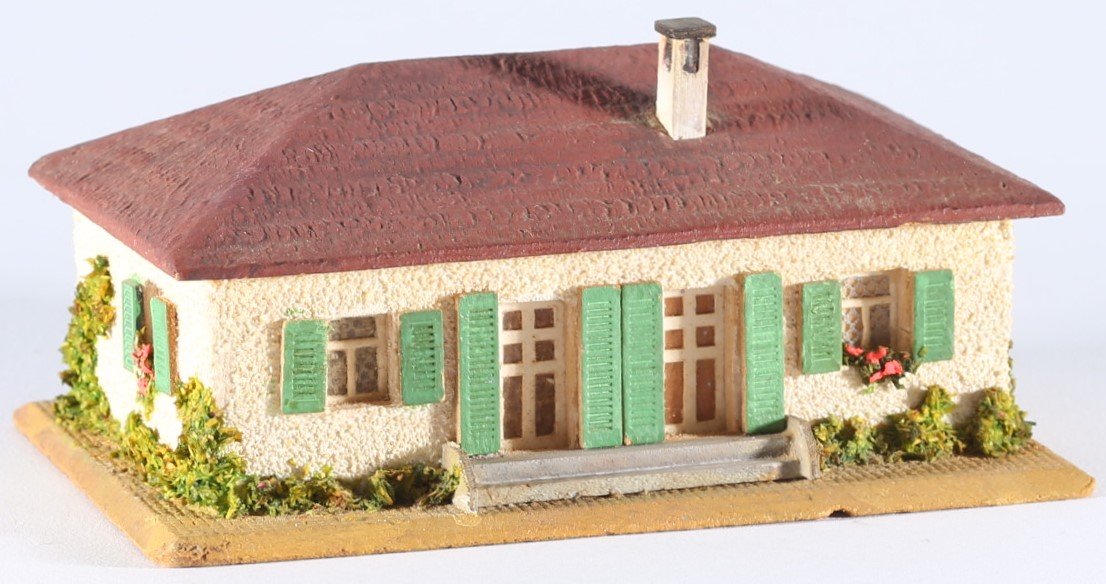 kallistoys auctions auktionen-antique vintage toys-antik historisch spielzeug-faller-germany-wood house-holzhaus-family home-siedlerhaus-sommerhaus-gezackte briefmarke-rote nummer-255-1f