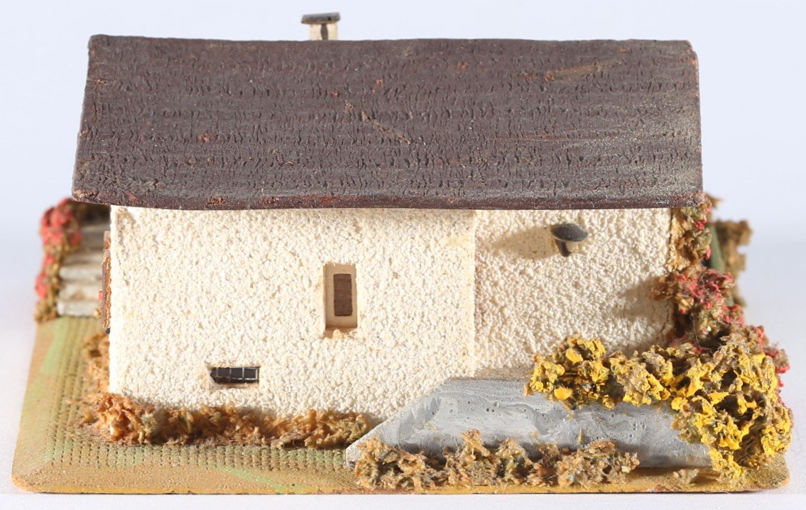 kallistoys auctions auktionen-antique vintage toys-antik historisch spielzeug-faller-germany-wood house-holzhaus-large mountain house-grosses chalet-gezackte briefmarke-rote nummer-288-1d