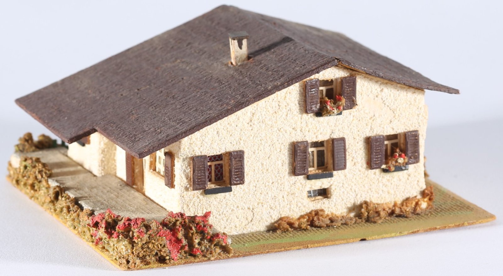 kallistoys auctions auktionen-antique vintage toys-antik historisch spielzeug-faller-germany-wood house-holzhaus-large mountain house-grosses chalet-gezackte briefmarke-rote nummer-288-1f