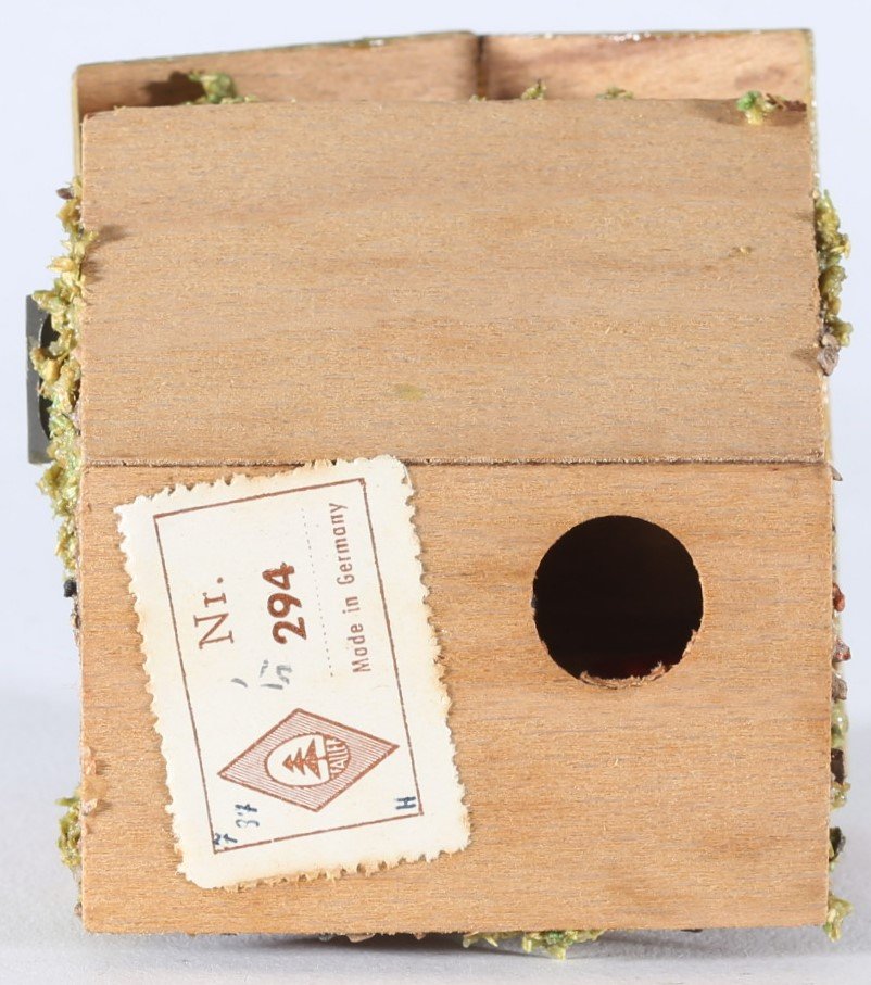 kallistoys auctions auktionen-antique vintage toys-antik historisch spielzeug-faller-germany-wood house-holzhaus-mountain house on hill-haus am hang-gezackte briefmarke-braune nummer-294-1j