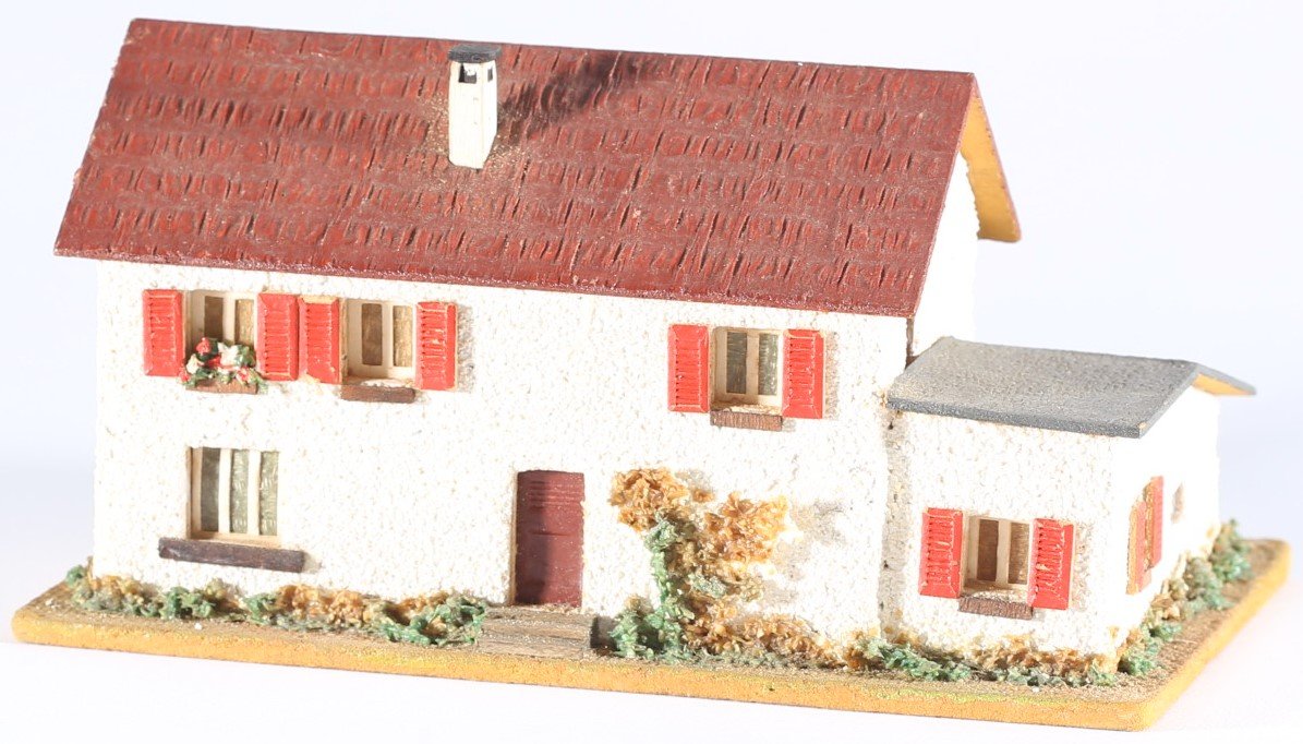 kallistoys auctions auktionen-antique vintage toys-antik historisch spielzeug-faller-germany-wood house-holzhaus-two storey home garage-zweistöckiges wohnhaus-gerade briefmarke-rote nummer-257-1e