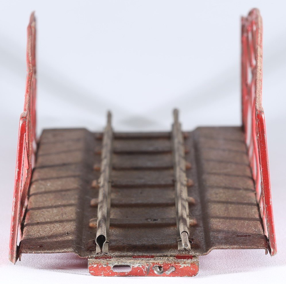 kallistoys auctions auktionen-antique vintage toys-antik historisch spielzeug-märklin-germany-tinplate-blech-gauge-spur 0-railroad bridge-eisenbahnbrücke-clockwork-uhrwerk-red-rot-2500-2d