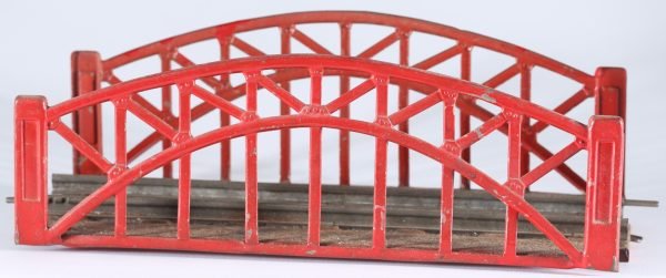 kallistoys auctions auktionen-antique vintage toys-antik historisch spielzeug-märklin-germany-tinplate-blech-gauge-spur 0-railroad bridge-eisenbahnbrücke-clockwork-uhrwerk-red-rot-2500-2e