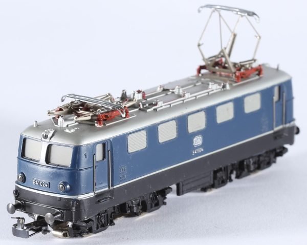 kallistoys auctions auktionen-antique vintage toys-antik historisch spielzeug-märklin-germany-train-eisenbahn-gauge-spur h0-electric loco-ellok-deutsche bahn-br e41 024-3034-2d