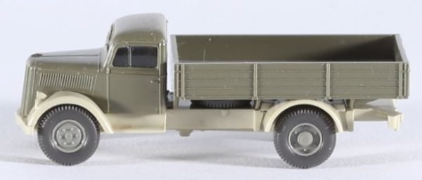 kallistoys auctions auktionen-antique vintage toys-antik historisch spielzeug-wiking-germany-car-auto-scale 1 to 90-h0-opel blitz mit verdeck-olivgrün-335-1c