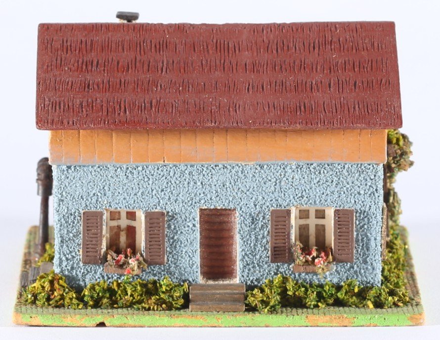 kallistoys auctions auktionen-antique vintage toys-antik historisch spielzeug-faller-germany-wood house-holzhaus-gatekeepers house-bahnwärterhaus-gerade briefmarke-rote nummer-orange-131-1h