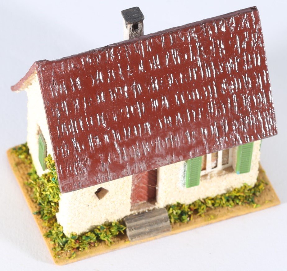 kallistoys auctions auktionen-antique vintage toys-antik historisch spielzeug-faller-germany-wood house-holzhaus-small family home-siedlerhaus-gezackte briefmarke-rote nummer-253-1b
