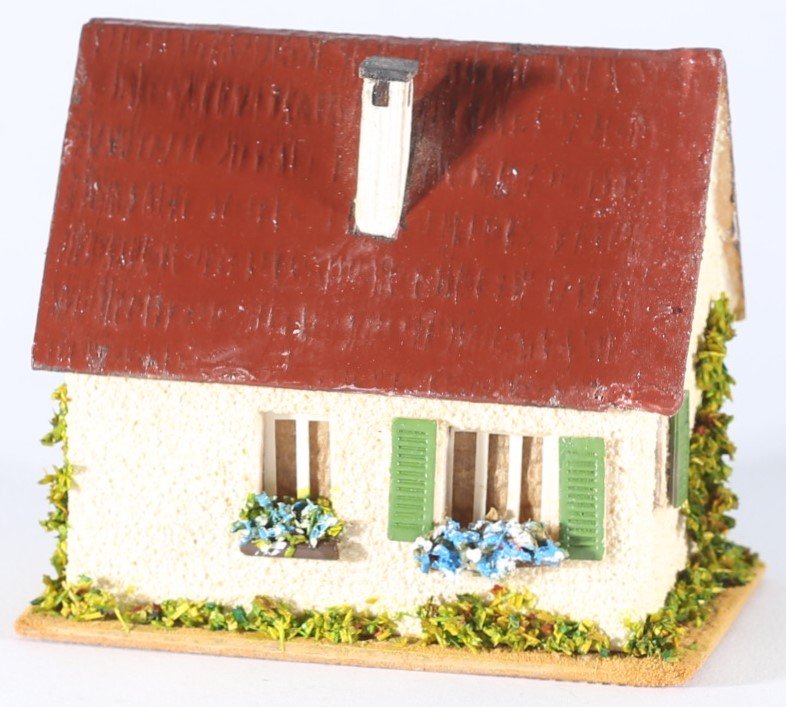 kallistoys auctions auktionen-antique vintage toys-antik historisch spielzeug-faller-germany-wood house-holzhaus-small family home-siedlerhaus-gezackte briefmarke-rote nummer-253-1e