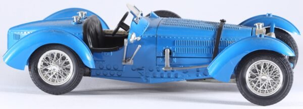 kallistoys-auctions-auktionen-antique-vintage-toys-antik-historisch-spielzeug-bburago-italy-1-to-18-bugatti-type-59-1934-skyblue-1e
