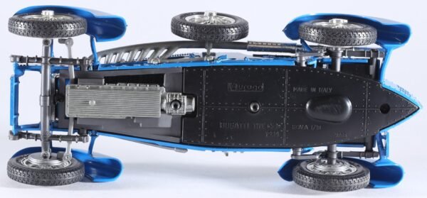 kallistoys-auctions-auktionen-antique-vintage-toys-antik-historisch-spielzeug-bburago-italy-1-to-18-bugatti-type-59-1934-skyblue-1h