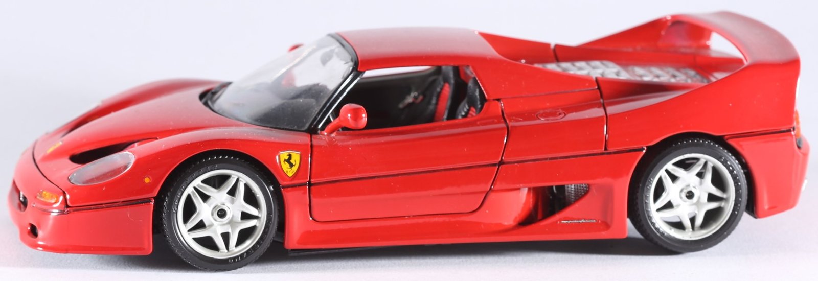 kallistoys-auctions-auktionen-antique-vintage-toys-antik-historisch-spielzeug-bburago-italy-1-to-18-ferrari-f50-red-1a