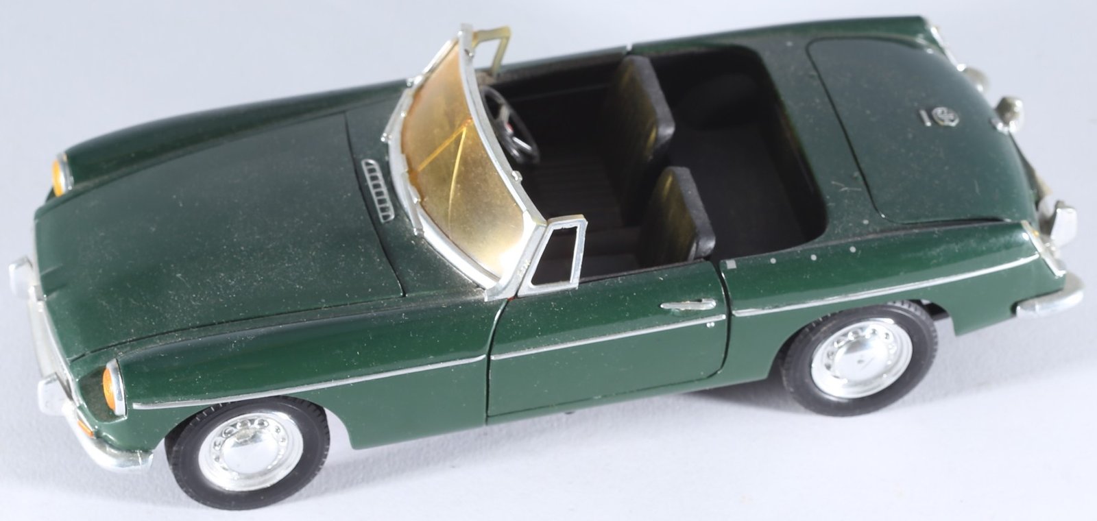 kallistoys-auctions-auktionen-antique-vintage-toys-antik-historisch-spielzeug-corgi-china-diecast-car-auto-diecast-scale-1-to-18-mgb-convertible-green-2b