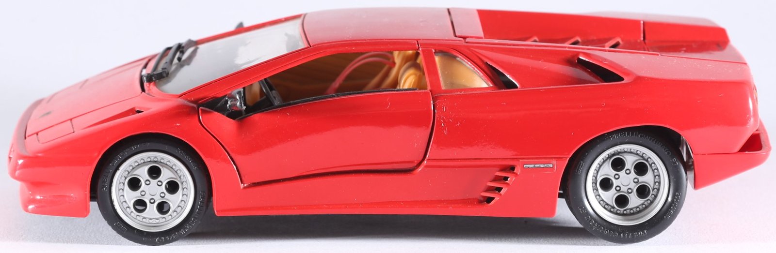 kallistoys-auctions-auktionen-antique-vintage-toys-antik-historisch-spielzeug-maisto-1-to-18-lamborghini-diablo-red-1c