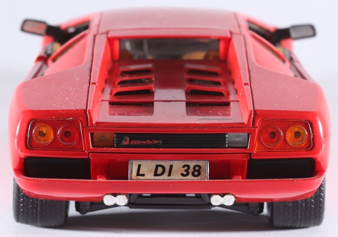 kallistoys-auctions-auktionen-antique-vintage-toys-antik-historisch-spielzeug-maisto-1-to-18-lamborghini-diablo-red-1h