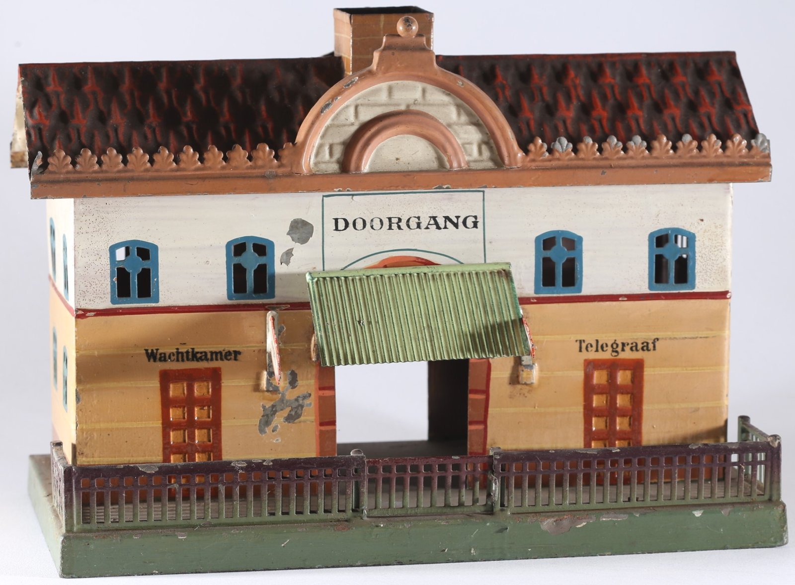 kallistoys-auctions-auktionen-antique-vintage-toys-antik-historisch-spielzeug-marklin-germany-tinplate-blech-railway-accessory-eisenbahnzubehor-station-bahnhof-2001-0-nl-version-1a