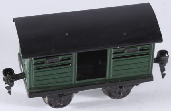 kallistoys-auctions-auktionen-antique-vintage-toys-antik-historisch-spielzeug-marklin-germany-train-eisenbahn-cattle-car-viehwagen-ohne-tur-1969-dunkelgrun-1b