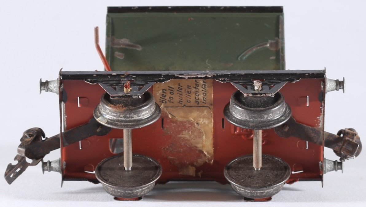 kallistoys-auctions-auktionen-antique-vintage-toys-antik-historisch-spielzeug-marklin-germany-train-eisenbahn-tipping-lorry-kipplore-mit-puffer-1972-braun-mulde-grun-rot-1g
