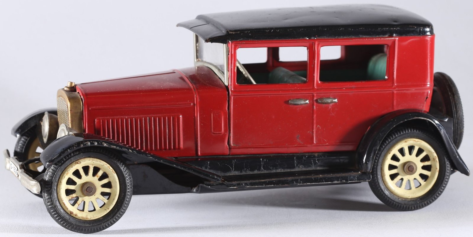 kallistoys-auctions-auktionen-antique-vintage-toys-antik-historisch-spielzeug-shioji-sss-japan-tinplate-blech-car-auto-limousine-ford-a-type-red-s-1925-2a