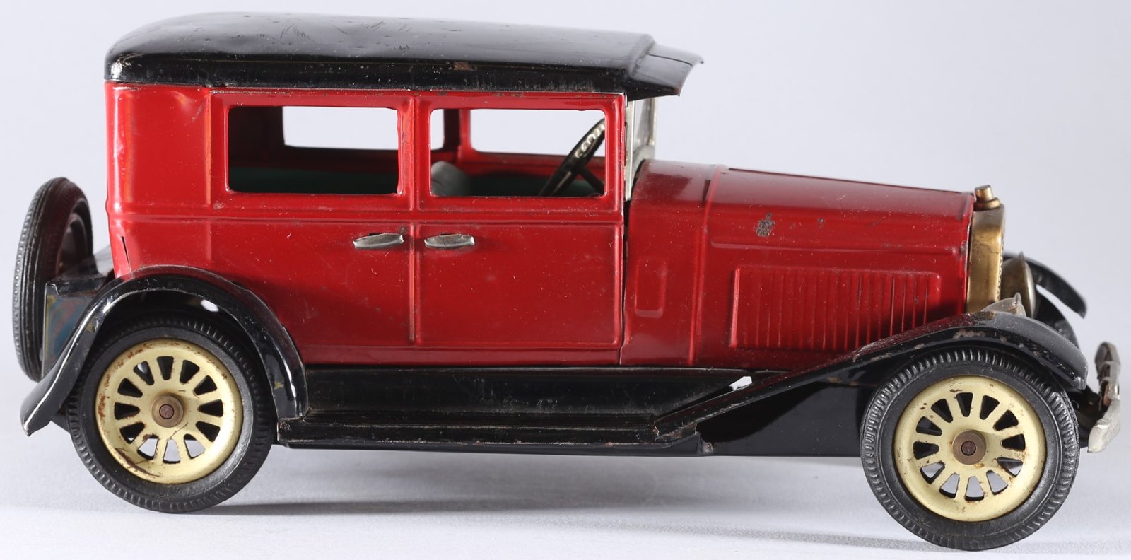kallistoys-auctions-auktionen-antique-vintage-toys-antik-historisch-spielzeug-shioji-sss-japan-tinplate-blech-car-auto-limousine-ford-a-type-red-s-1925-2e