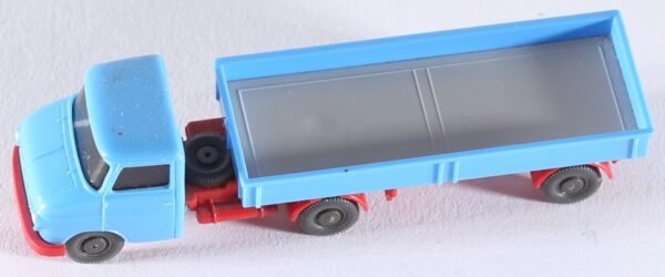 kallistoys-auctions-auktionen-antique-vintage-toys-antik-historisch-spielzeug-wiking-germany-plastic-truck-lkw-scale-1-to-90-opel-sattelschlepper-35s-babyblau-1b