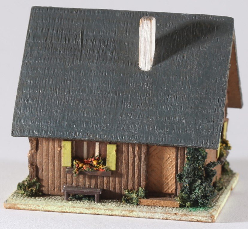 kallistoys-auctions-auktionen-antique-vintage-toys-antik-historisch-spielzeug-creglinger-modell-spielwaren-germany-wood-house-holzhaus-black-forest-schwarzwaldhaus-366-2h