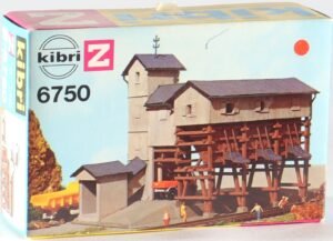 Kibri gauge Z scale 1:220 kit gravel tipple #67504 new in original box