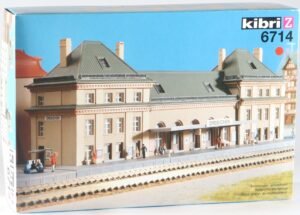 Kibri gauge Z scale 1:220 kit railway station “Dreieichen” #6714 new in original box