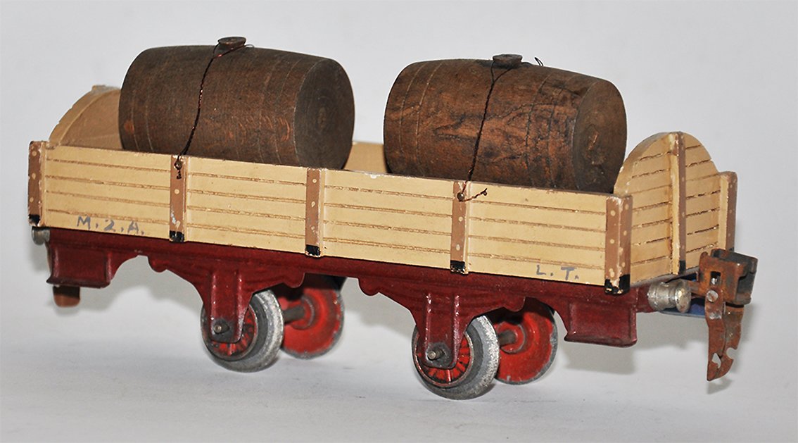 caffarel-wine-barrel-wagon-2