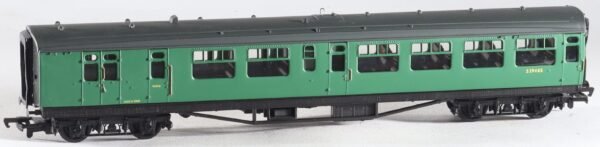 kallistoys-auctions-auktionen-antique-vintage-toys-antik-historisch-spielzeug-lgb-germany-spbachmann-china-00-gauge-train-eisenbahn-bulleid-corridor-open-brake-2nd-class-british-railways-green-34501-1