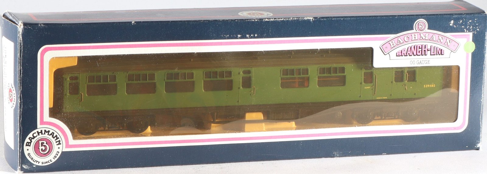 kallistoys-auctions-auktionen-antique-vintage-toys-antik-historisch-spielzeug-lgb-germany-spbachmann-china-00-gauge-train-eisenbahn-bulleid-corridor-open-brake-2nd-class-british-railways-green-34501-1
